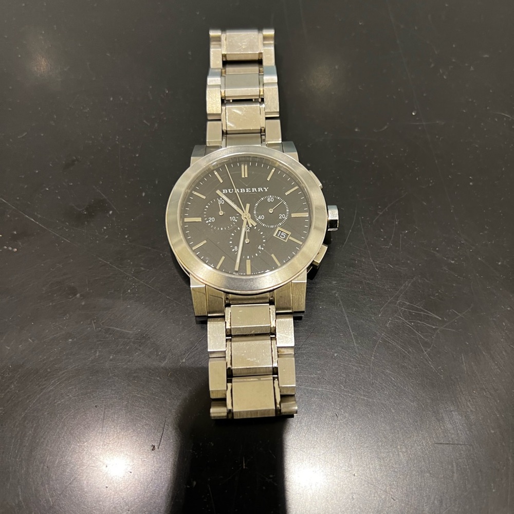 Burberry mens watch - Picture 3 of 10